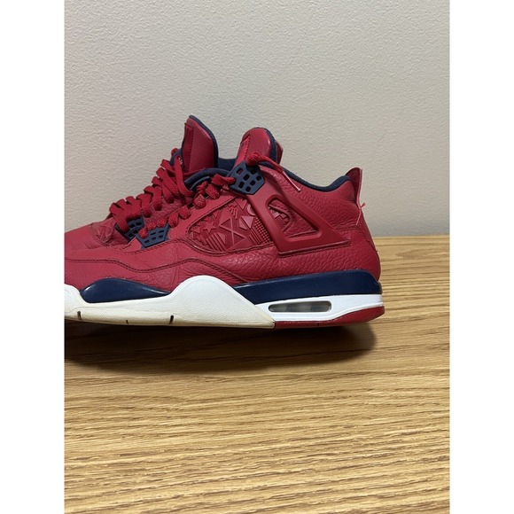 Air Jordan 4 Retro \